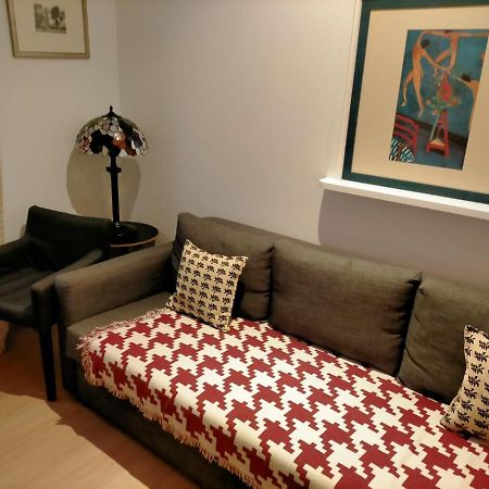 Alameda Donkey Parking Appartement Sevilla Buitenkant foto