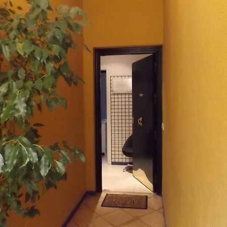 Alameda Donkey Parking Appartement Sevilla Buitenkant foto